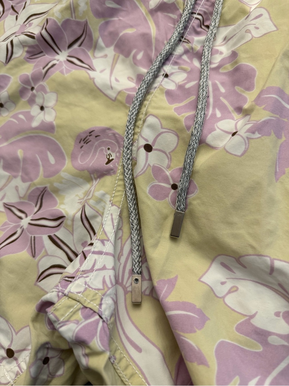 VILEBREQUIN Flower Power Swim Shorts in Pale Yellow & Lavender - Picture 5 of 7